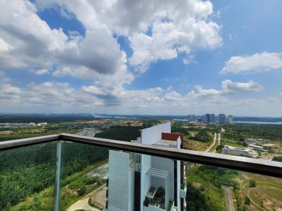 A1804 Grand Medini 100mbps Netflix By *