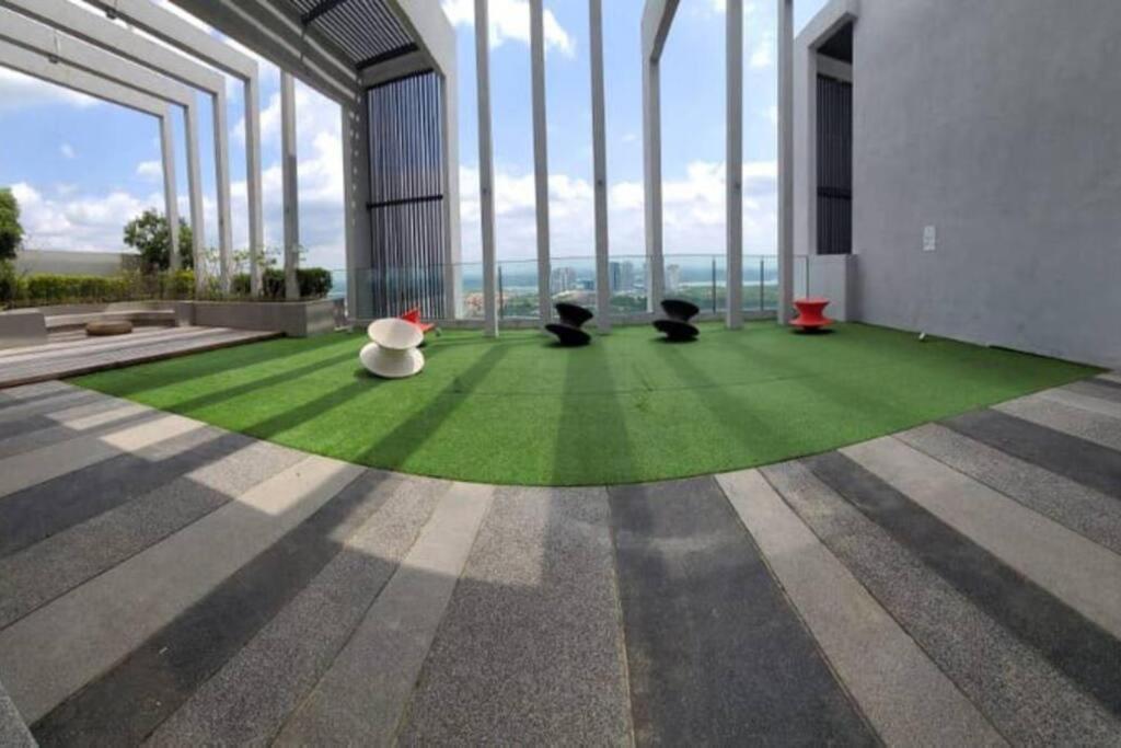 Apartment A1804 Grand Medini 100mbps Netflix By *