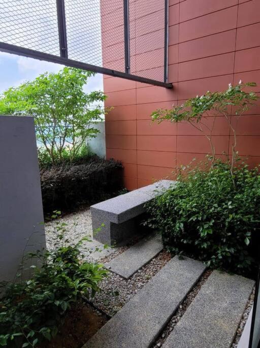 A1804 Grand Medini 100mbps Netflix By